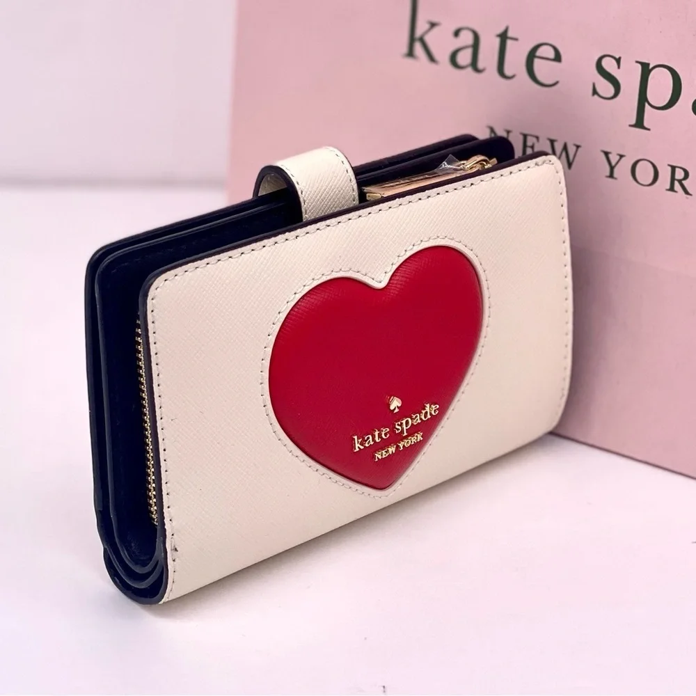 kate spade chic stylish